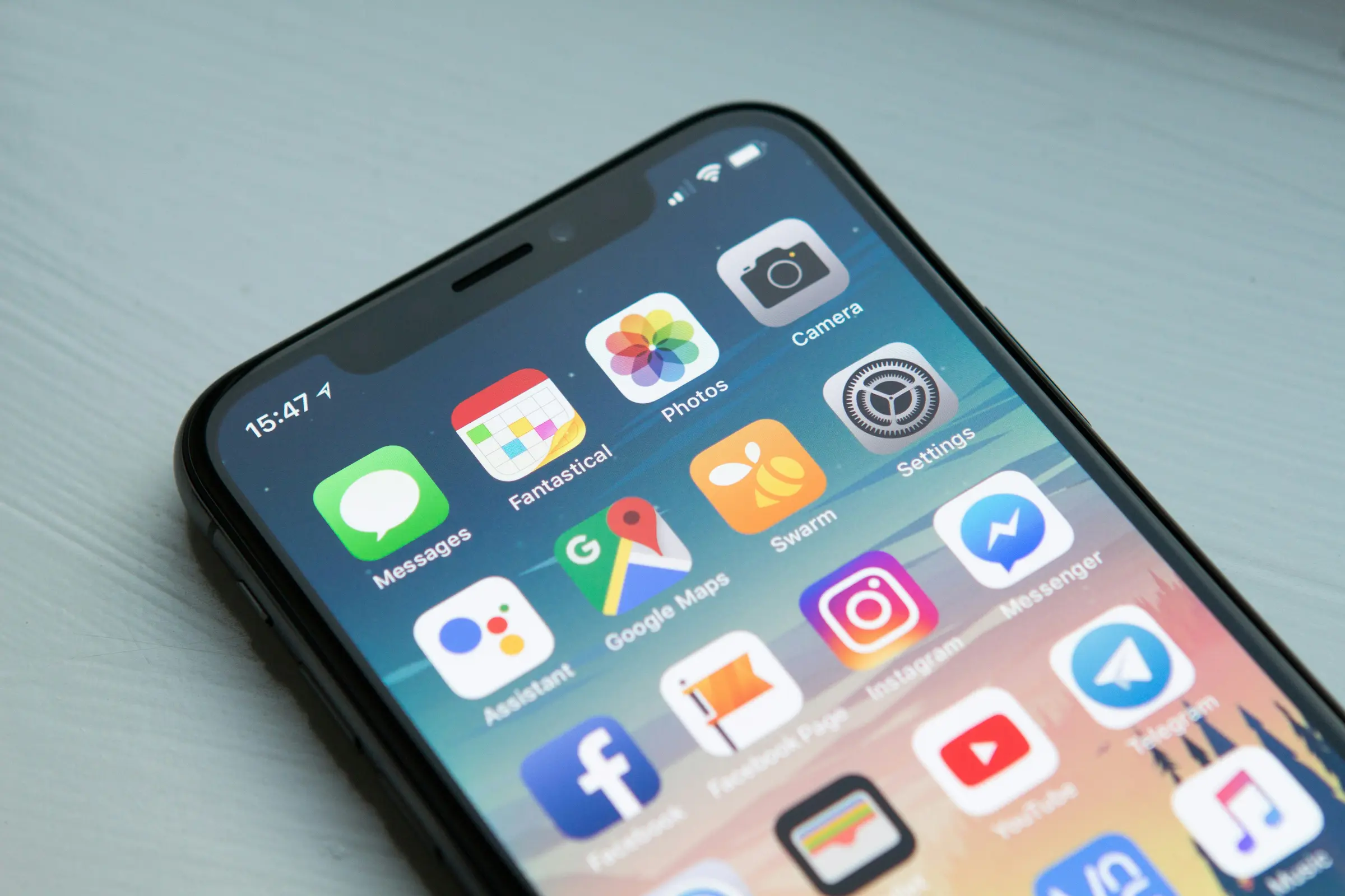 iPhone (Photo by William Hook on Unsplash)